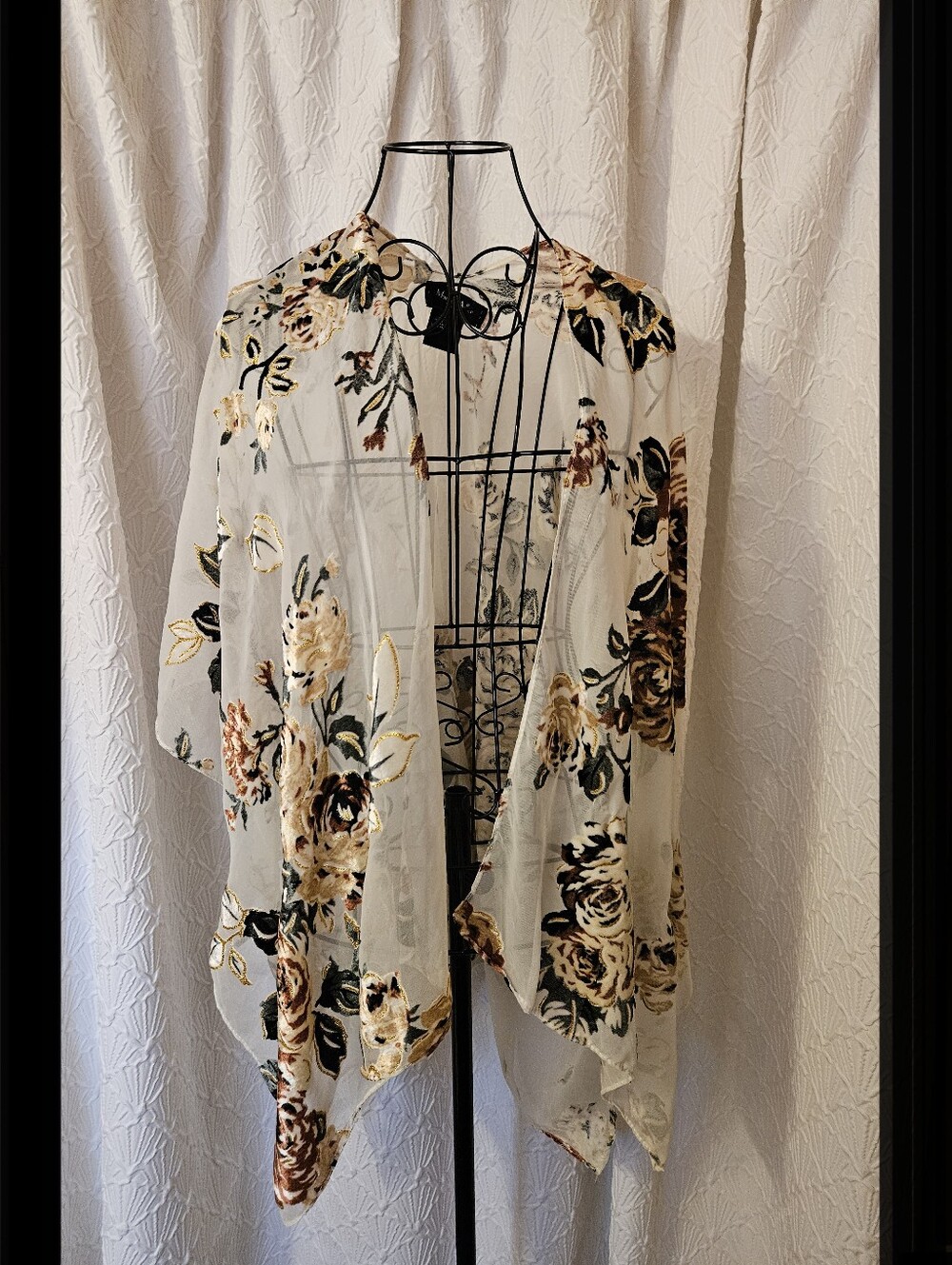 Marcus Adler  Sheer Floral Kimono Cover-Up in Cream and Brown